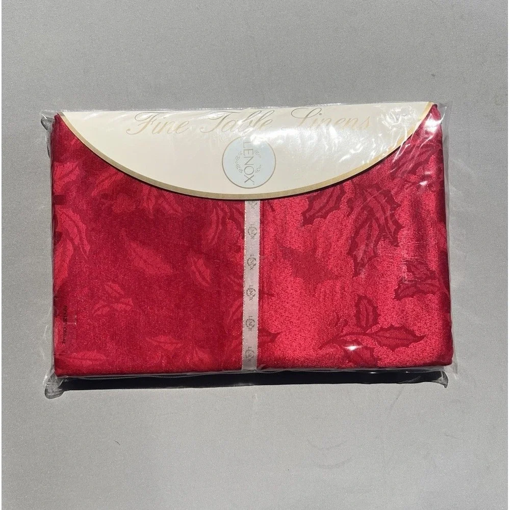 Lenox Holiday Holly Tablecloth‎ Red Jacquard 8 Napkins Christmas 60x120